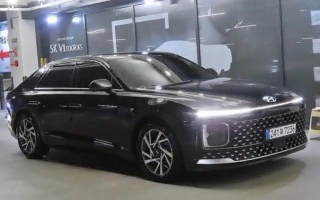 인천개인회생차량구입 그랜저 (GN7) 가솔린 2.5 2WD 매물 사진 10 - 2023/08 146,987km